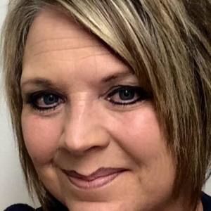 Meet your Posher, Kelli